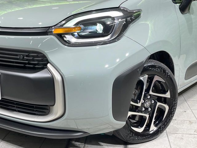 TOYOTA SIENTA HYBRID 2024