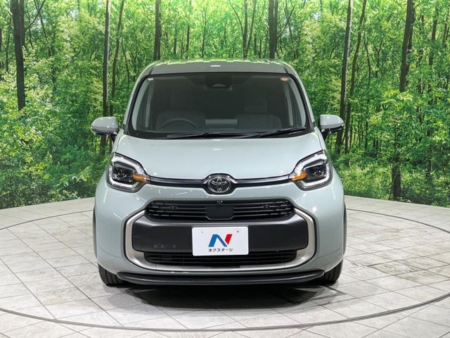 TOYOTA SIENTA HYBRID 2024