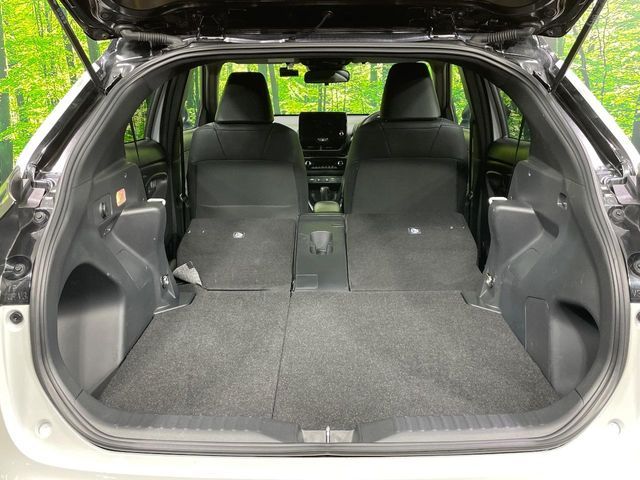 TOYOTA YARIS CROSS 2025