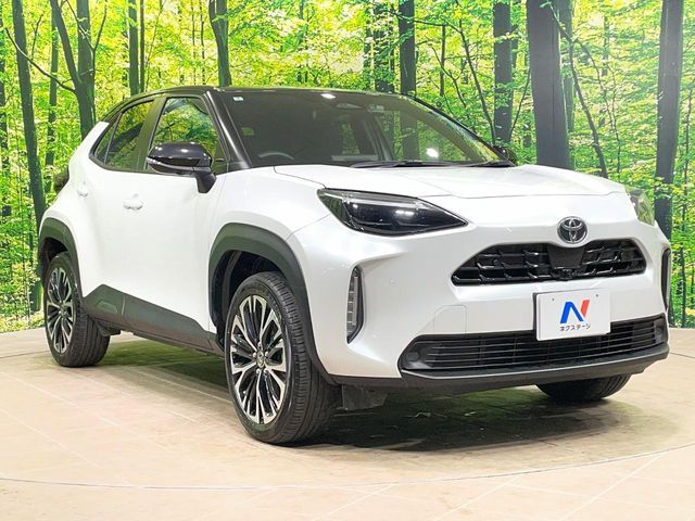 TOYOTA YARIS CROSS 2025