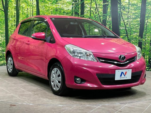 TOYOTA VITZ 2011