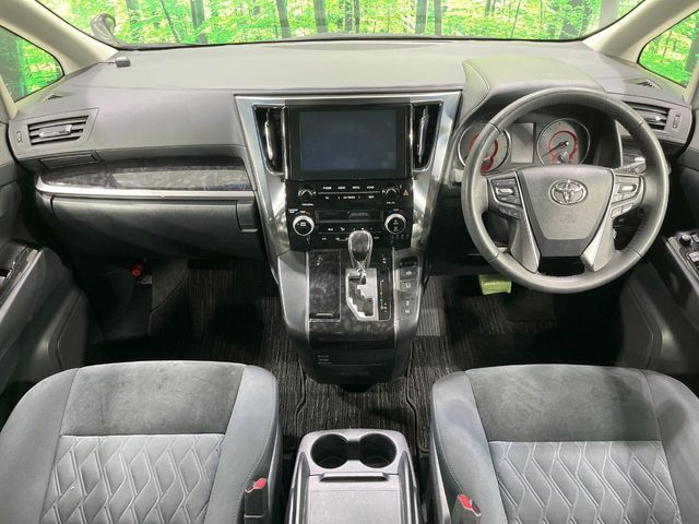 TOYOTA ALPHARD 2021