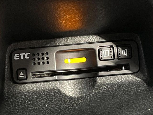 HONDA FIT SHUTTLE HYBRID 2014