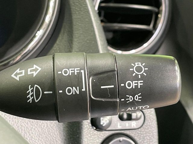 HONDA FIT SHUTTLE HYBRID 2014