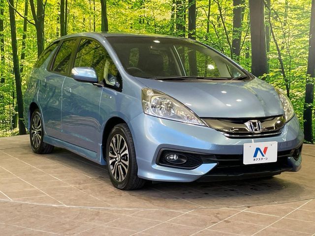 HONDA FIT SHUTTLE HYBRID 2014