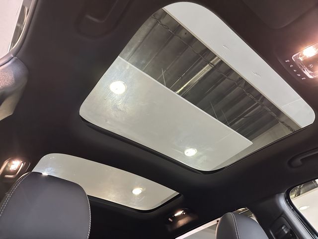 MERCEDES BENZ MERCEDES BENZ GLB 2024