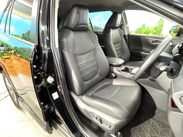 TOYOTA RAV4 4WD 2023