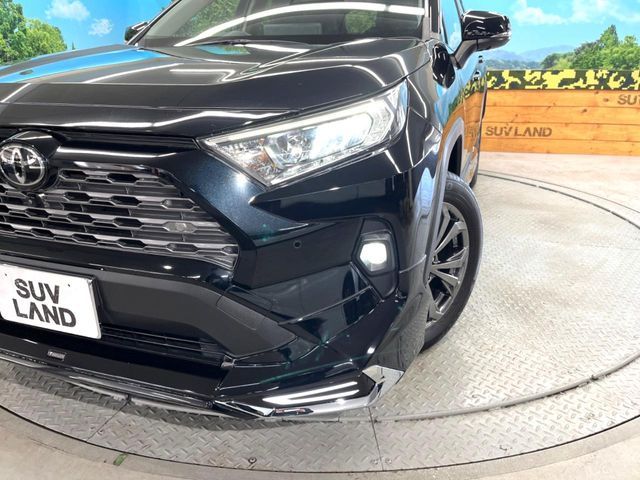 TOYOTA RAV4 4WD 2023