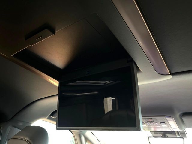 TOYOTA VELLFIRE  HYBRID 2024