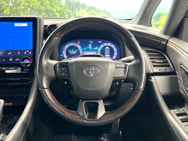 TOYOTA VELLFIRE  HYBRID 2024