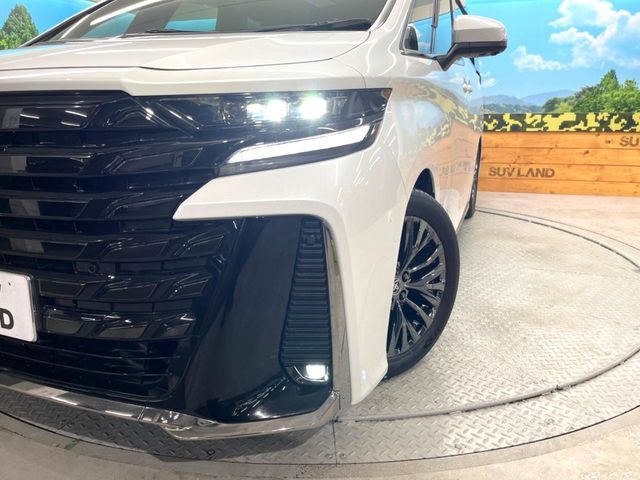 TOYOTA VELLFIRE  HYBRID 2024