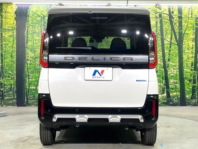 MITSUBISHI DELICA MINI 2024