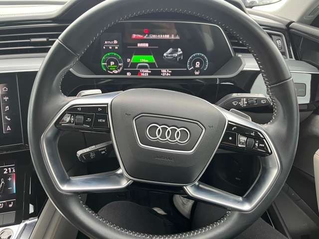 AUDI AUDI e-tron 2021