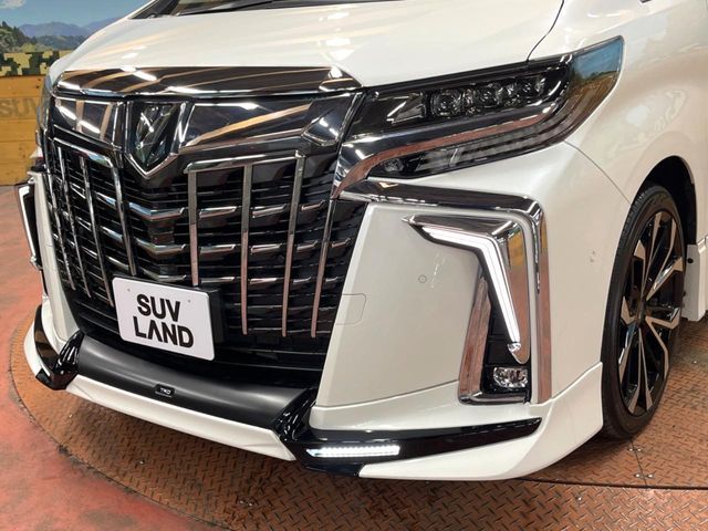 TOYOTA ALPHARD 2022