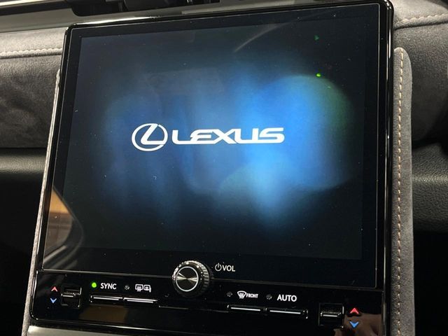 TOYOTA LEXUS LBX 2024