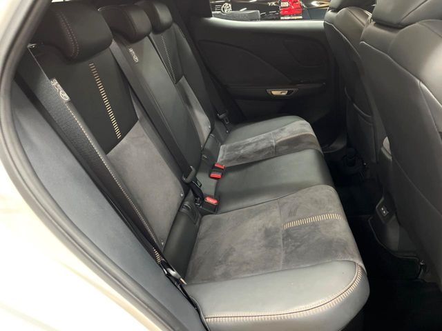 TOYOTA LEXUS LBX 2024