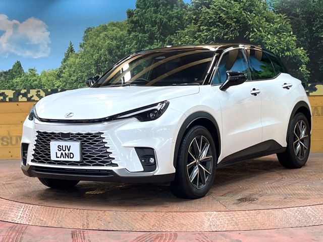 TOYOTA LEXUS LBX 2024