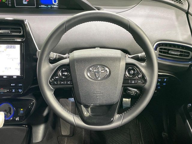 TOYOTA PRIUS 2020