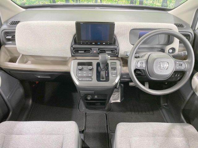 HONDA FREED 4WD 2024