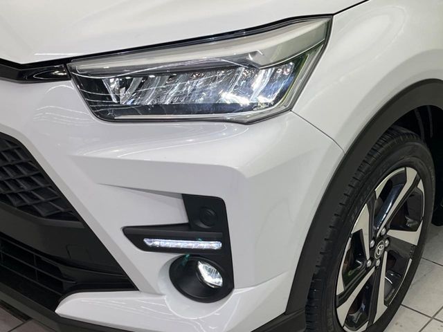 TOYOTA RAIZE HYBRID 2022