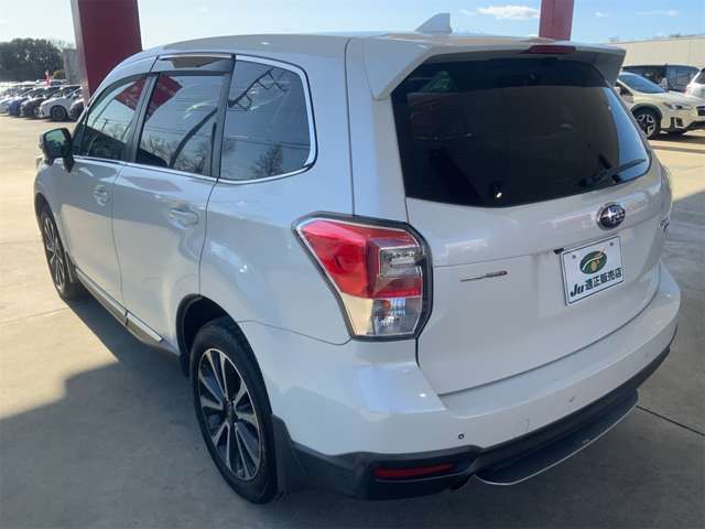 SUBARU FORESTER 2016