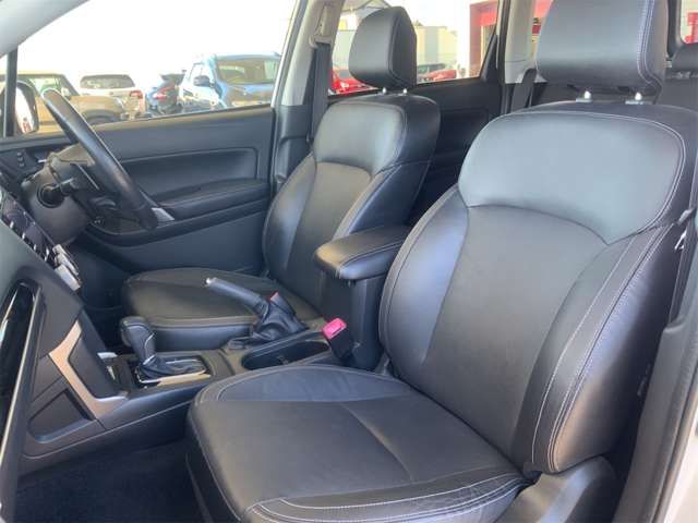 SUBARU FORESTER 2016