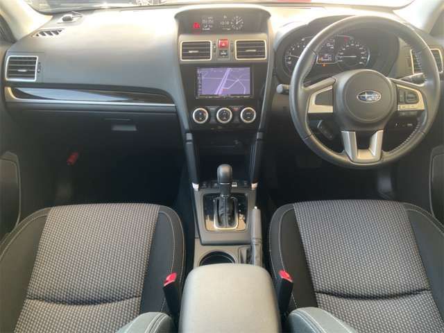 SUBARU FORESTER 2017