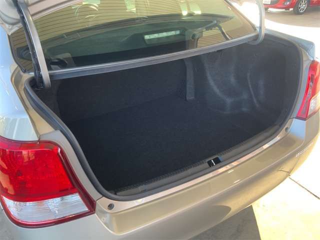 TOYOTA COROLLA AXIO HYBRID 2013