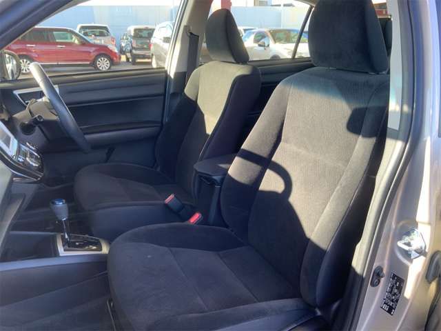 TOYOTA COROLLA AXIO HYBRID 2013