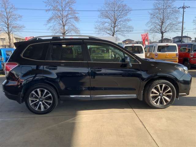 SUBARU FORESTER 2017