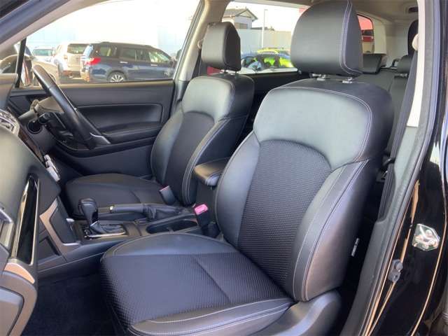 SUBARU FORESTER 2017