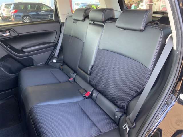 SUBARU FORESTER 2017