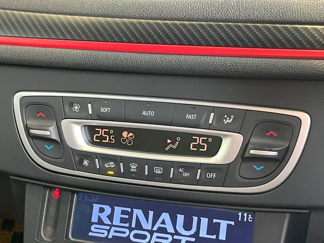 RENAULT RENAULT MEGANE hatchback 2015