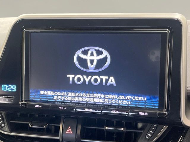 TOYOTA C-HR 2017