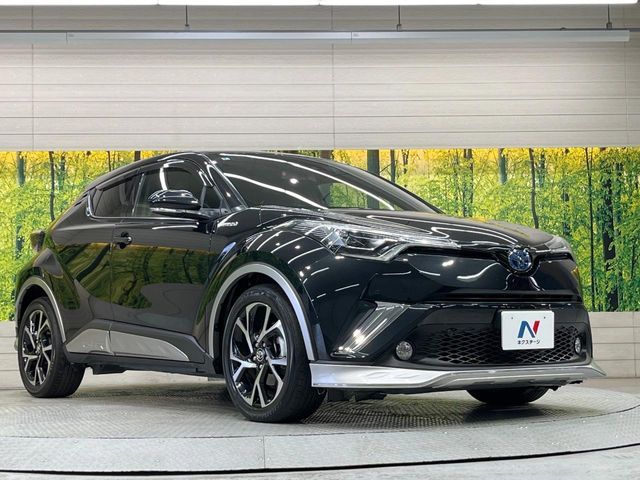 TOYOTA C-HR 2017