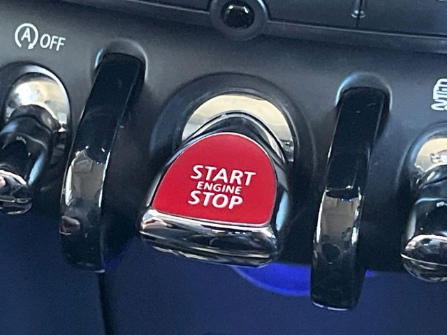 BMW BMW MINI COOPER D 2017