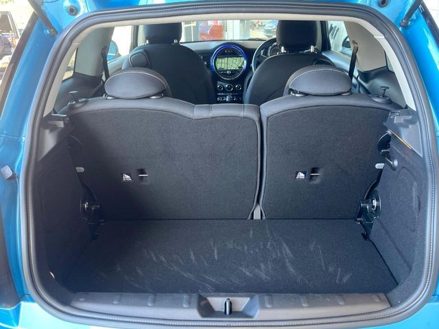 BMW BMW MINI COOPER D 2017