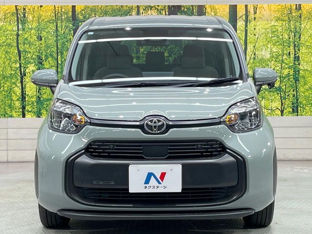 TOYOTA SIENTA HYBRID 2023