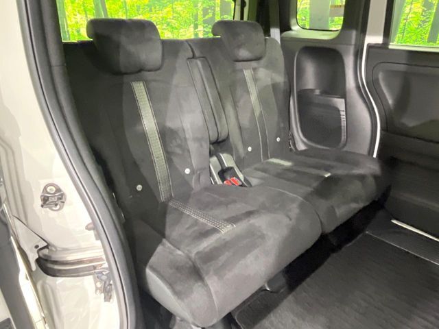 HONDA N BOX CUSTOM 2022