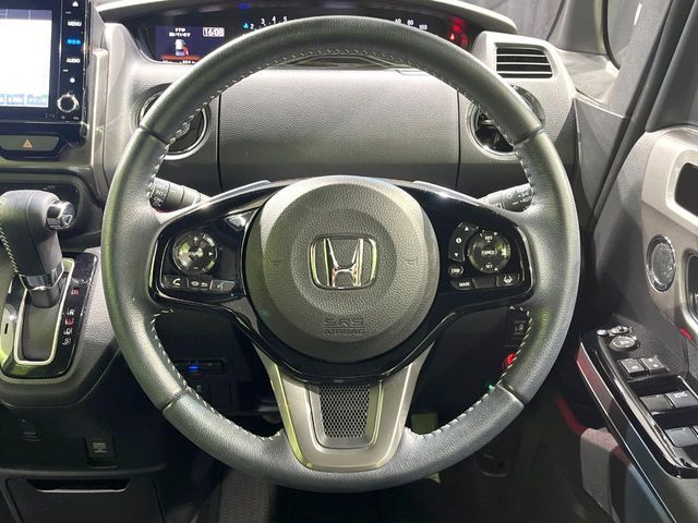 HONDA N BOX CUSTOM 2022