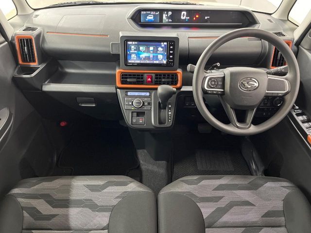 DAIHATSU TANTO FAN CROSS 2025