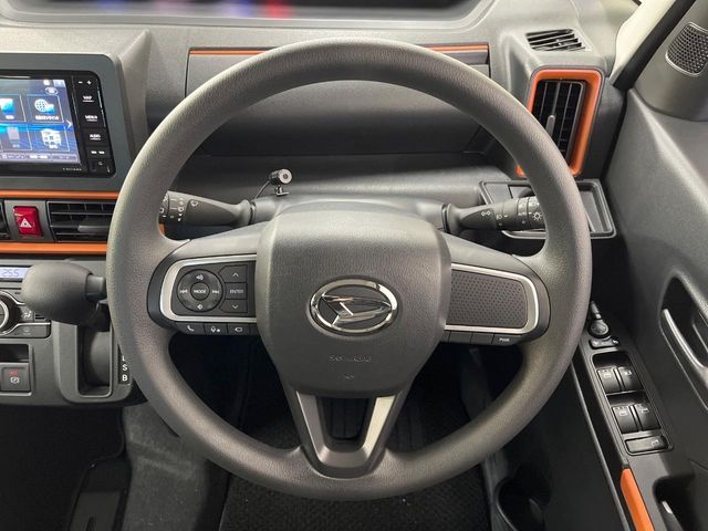 DAIHATSU TANTO FAN CROSS 2025