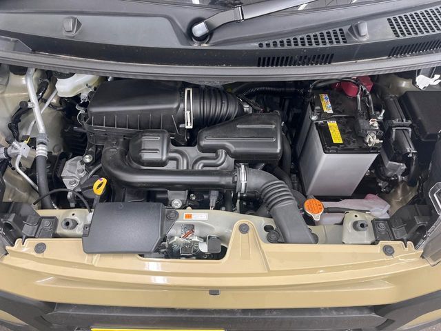 DAIHATSU TANTO FAN CROSS 2025