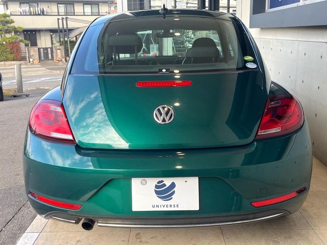 VOLKSWAGEN VOLKSWAGEN The BEETLE 2016