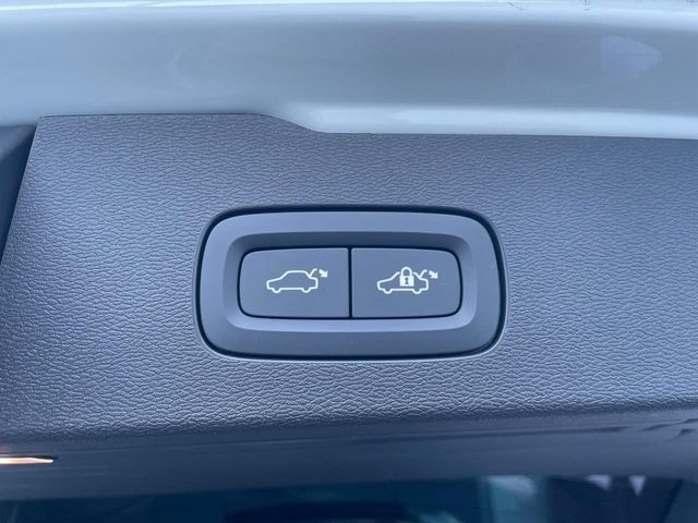 VOLVO VOLVO V60 CROSS COUNTRY 2021