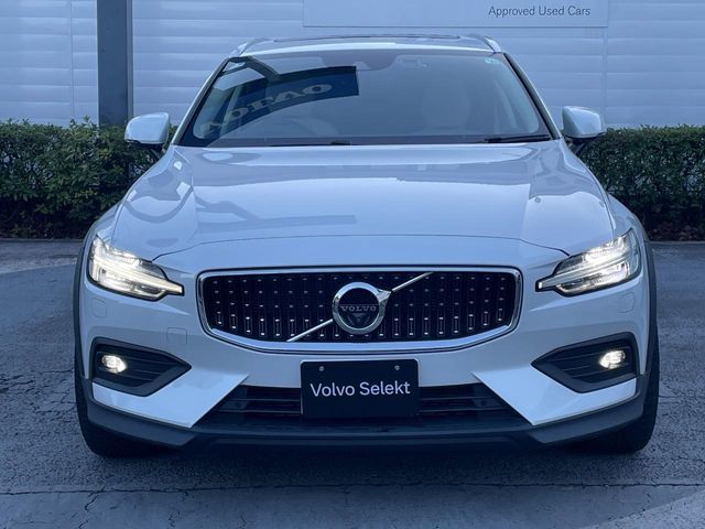 VOLVO VOLVO V60 CROSS COUNTRY 2021