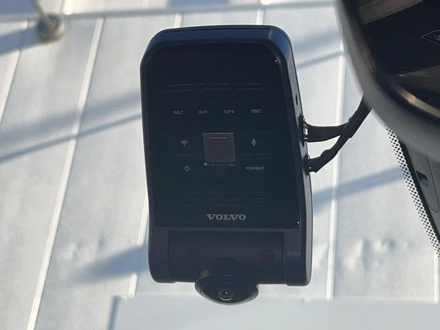 VOLVO VOLVO V60 2025