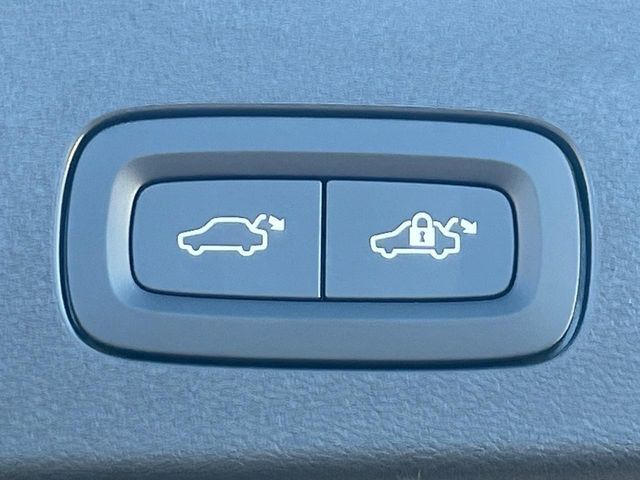 VOLVO VOLVO V60 2025