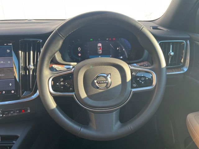 VOLVO VOLVO V60 2025