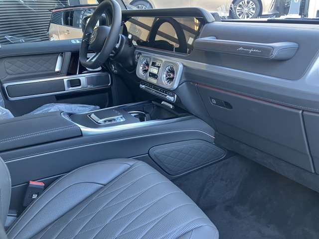 MERCEDES BENZ MERCEDES BENZ G class 2025